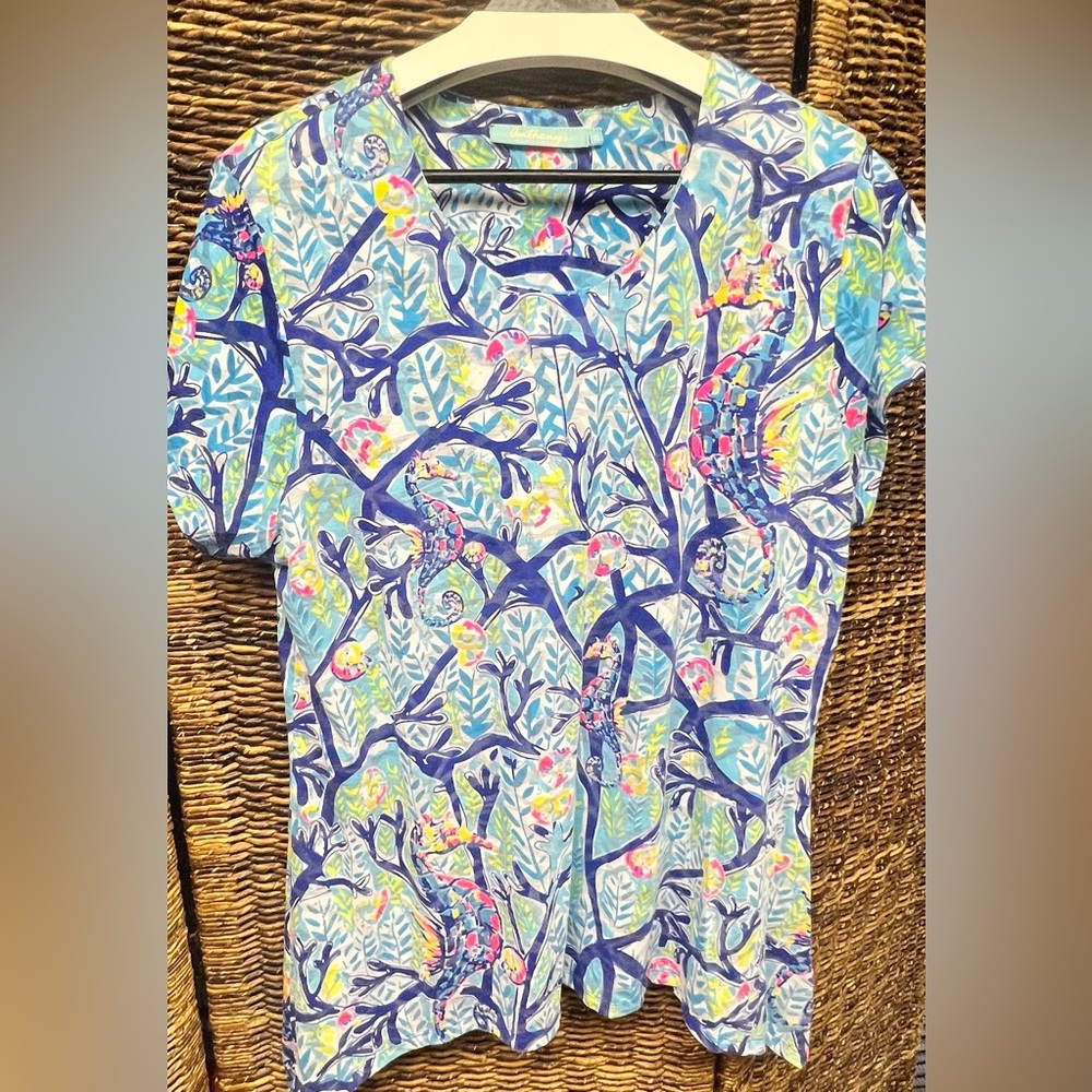 Anthony's Resort Wear Floral T-Shirt- XLarge, Bright and‎ colorful print